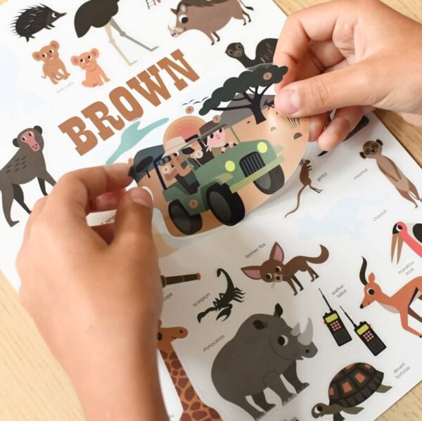 Poster pédagogique géant poppik gommettes stickers enfants loisirs créatifs cadeaux anniversaire le béguin de charlie concept store tours