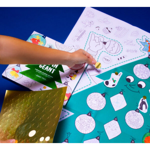 Omy coloriage magique poster feutres couleurs loisirs créatifs cadeaux anniversaire Noel enfants fille garçon le beguin de Charlie concept store tours