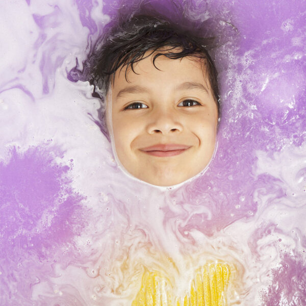 Nailmatic bain boule poudre effervescente lave hydrate couleur amusement douche cadeaux enfants parents accessoires le béguin de Charlie concept store tours