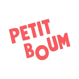logo de la marque petit boum spécialisé dans les jouets d'éveil sensoriels notamment les bouteilles