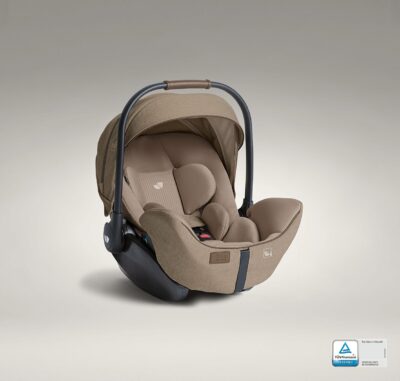 siege auto - cosy pour bébé model I level pro de la marque Joie couleur sandstone - disponible en ligne et en boutique chez Le béguin de Charlie à Tours