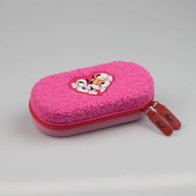 trousse en 3D en peluche moumoute rose - trousse pour l'école et la rentrée des classes pour enfants - de la marque Diddl - disponible en ligne et en boutique chez Le béguin de Charlie à Tours