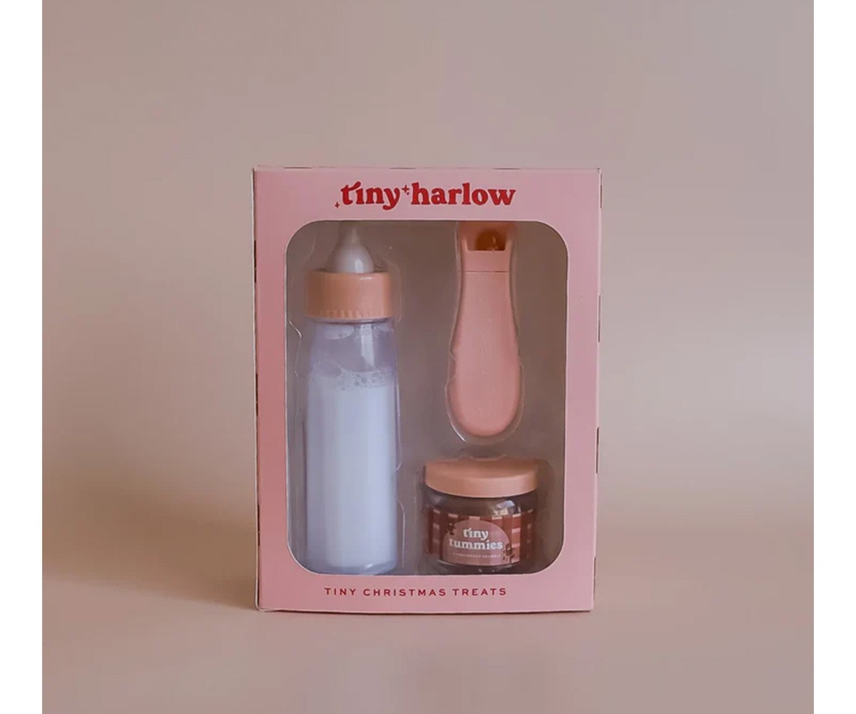 coffret-noel-tiny-harlow-le-beguin-de-charlie coffret pour poupée - thème Noel avec biberon et petit pot gout pain d'épice - petit pot et biberon pour poupées - de la marque Tiny Harlow - disponible en ligne et en boutique chez Le béguin de Charlie à Tours