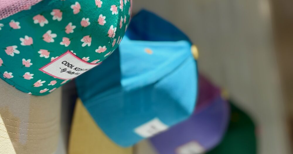 casquettes Hello Hossy pour enfants et adultes chez Le béguin de Charlie