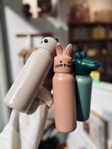 gourdes animaux de la marque Liewood avec protection tête animal en silicone 