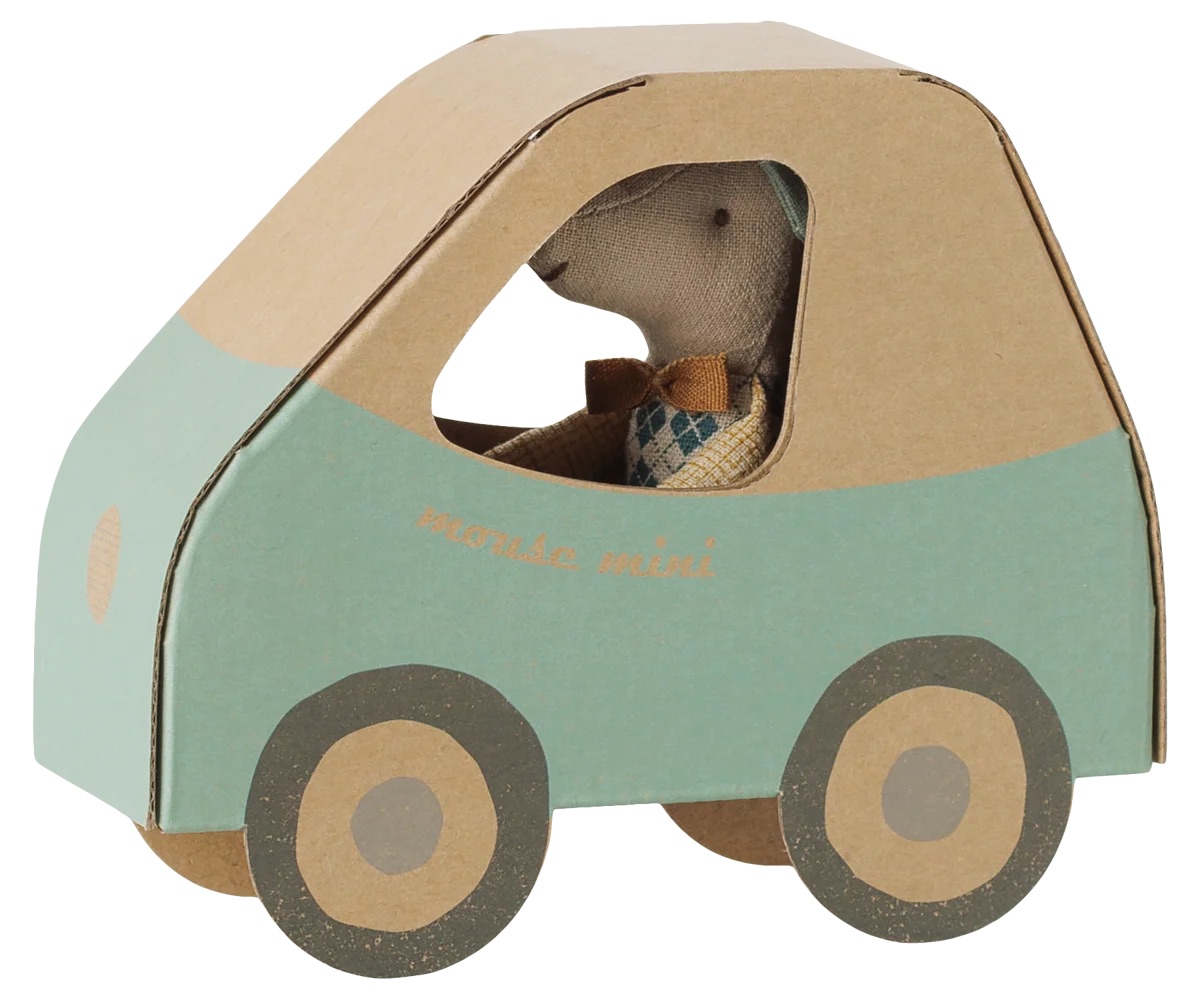 voiture cartonnée bleu pour souris petit frère collection de jouet miniature de la marque Maileg